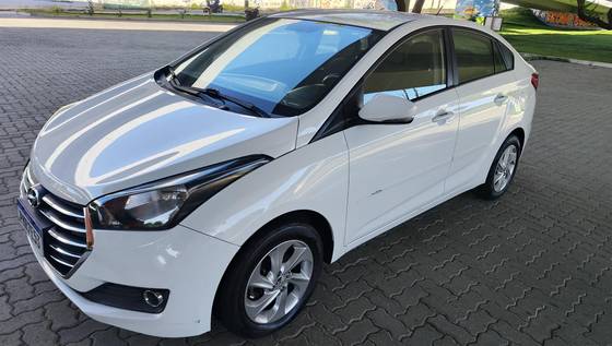 HYUNDAI HB20S 1.0 COMFORT PLUS 12V TURBO FLEX 4P MANUAL HYUNDAI HB20S 1.0 COMFORT PLUS 12V TURBO FLEX 4P MANUAL
